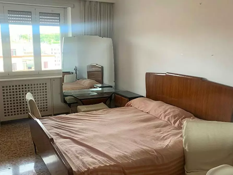 Immagine 2 di Camera in affitto  in Via Gorgona a Roma