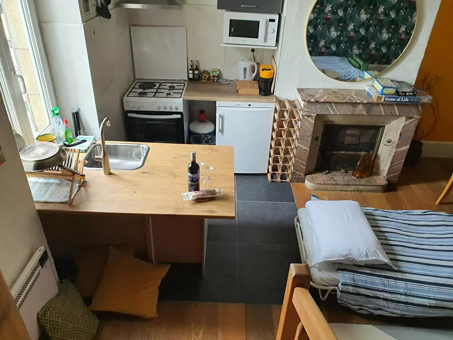 Immagine 2 di Camera in affitto  in Rue de Verdun a Saint-Junien-la-Bregère
