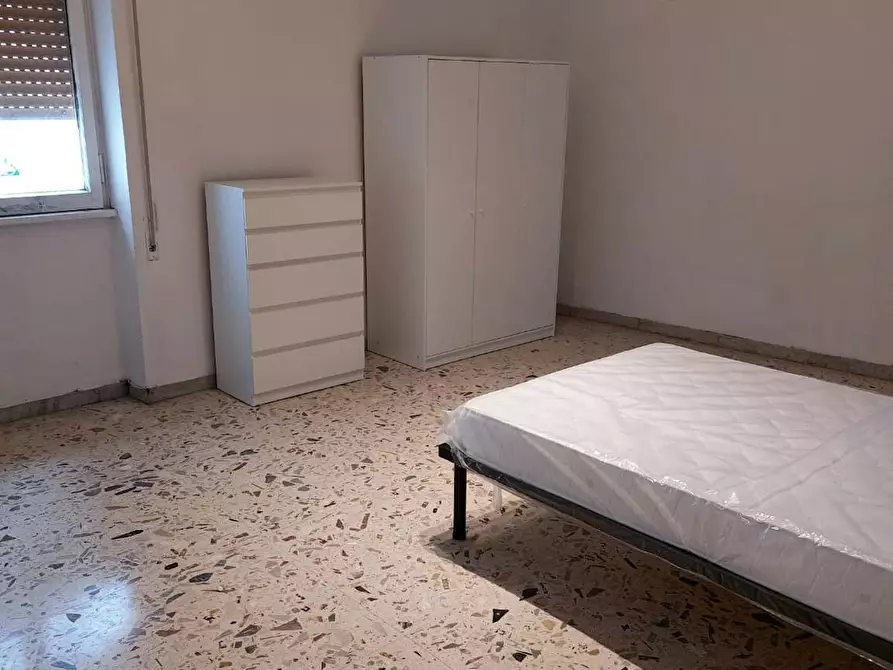 Immagine 2 di Camera in affitto  in Via dei Prati dei Papa a Roma