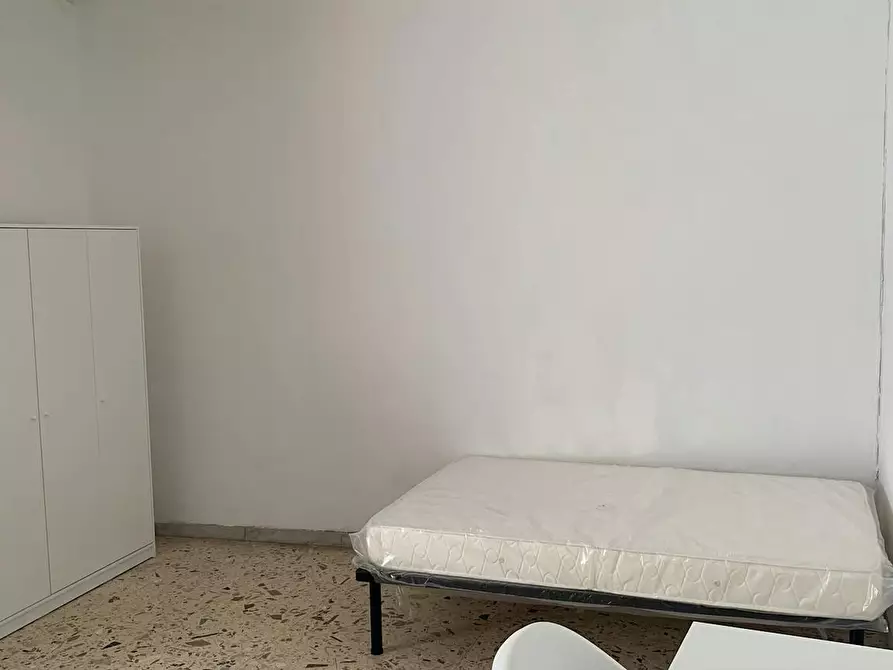 Immagine 1 di Camera in affitto  in Via dei Prati dei Papa a Roma