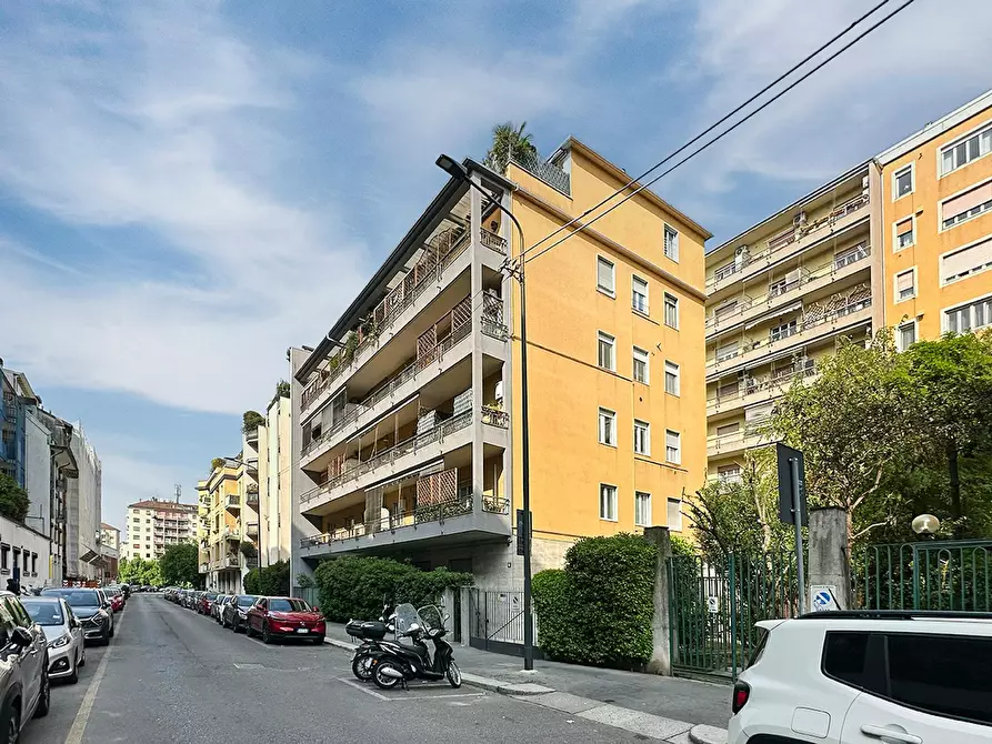 Immagine 2 di Appartamento in affitto  in Via Coluccio Salutati a Milano