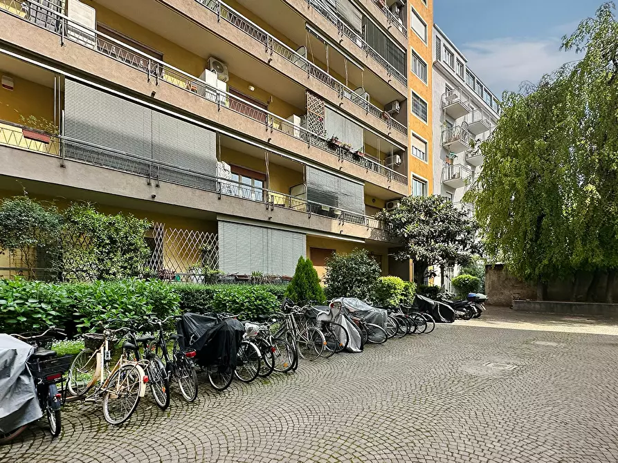 Immagine 7 di Appartamento in affitto  in Via Coluccio Salutati a Milano