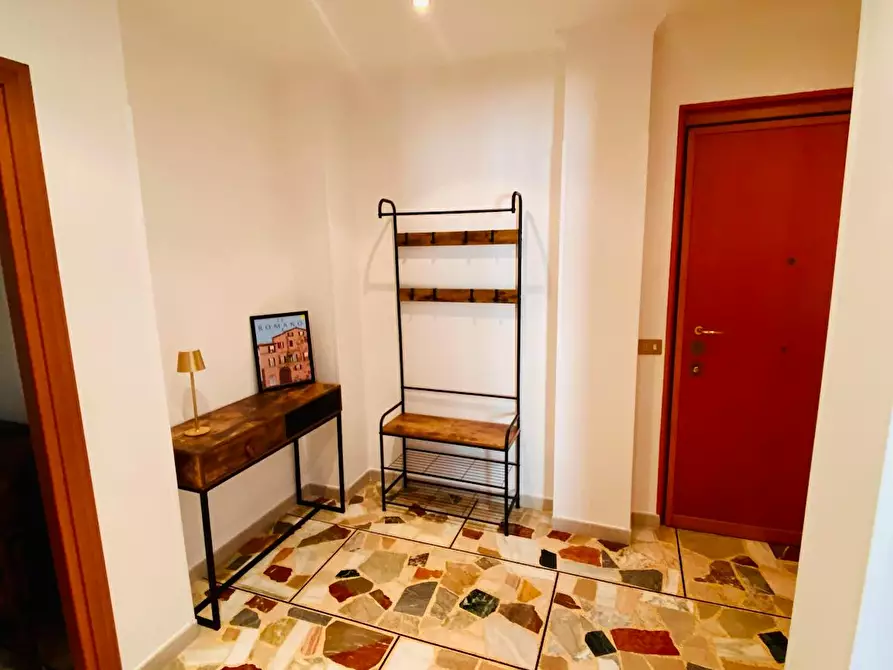 Immagine 7 di Appartamento in affitto  in Via dei Gerani a Roma