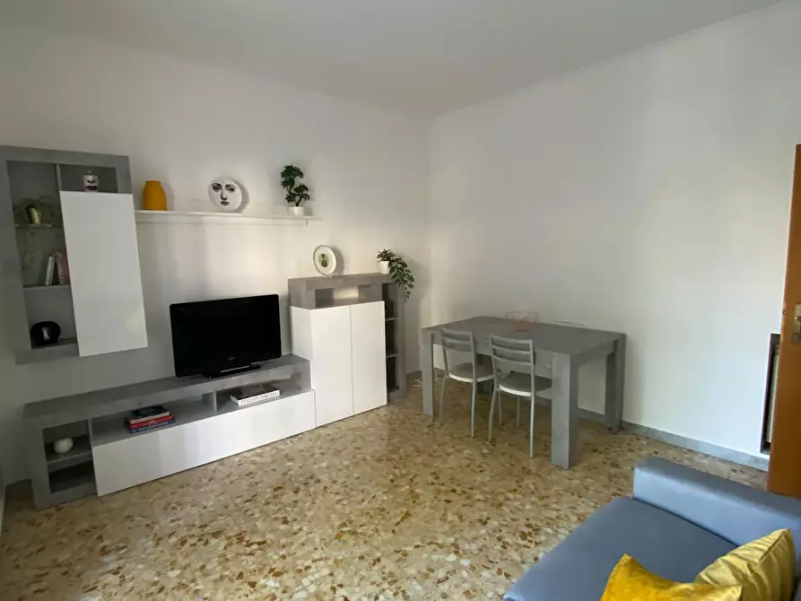 Immagine 6 di Appartamento in affitto  in Via dei Gerani a Roma