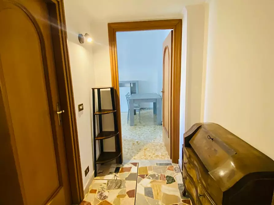 Immagine 5 di Appartamento in affitto  in Via dei Gerani a Roma