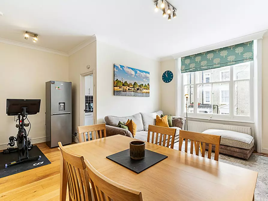 Immagine 8 di Appartamento in affitto  in Eardley Crescent a Kensington