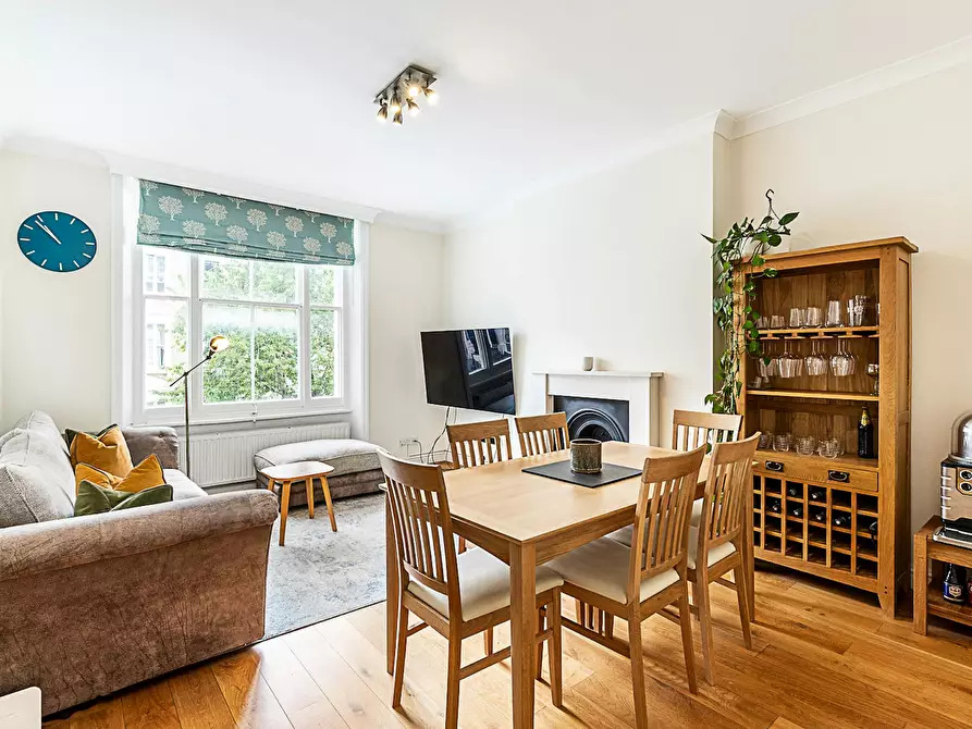 Immagine 6 di Appartamento in affitto  in Eardley Crescent a Kensington