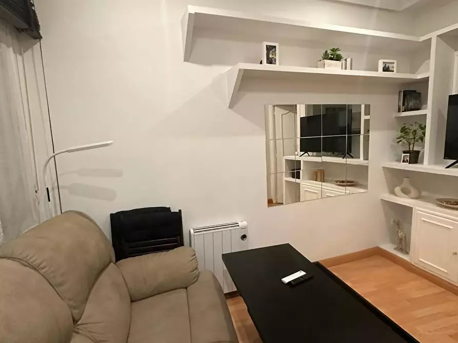 Immagine 3 di Appartamento in affitto  in Calle del Robledillo a Madrid