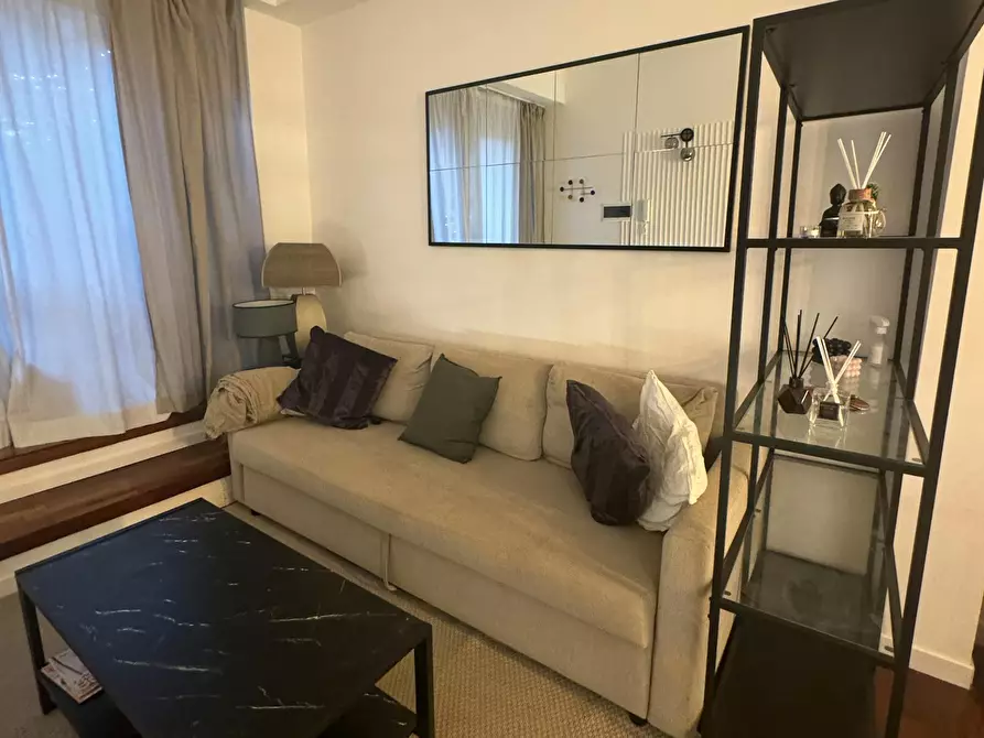 Immagine 9 di Appartamento in affitto  in Via Costanza a Milano