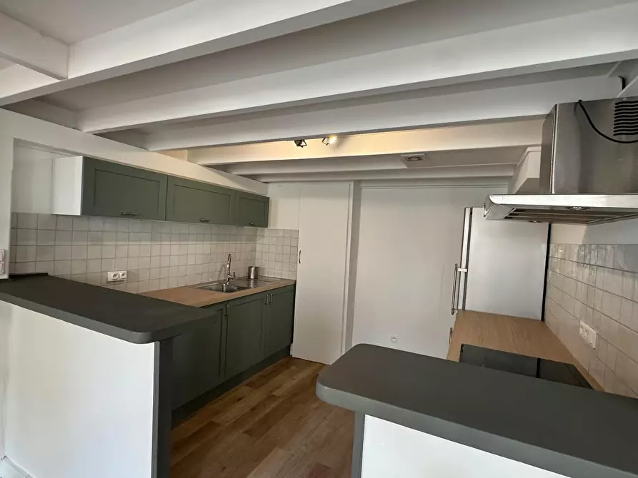 Immagine 8 di Appartamento in affitto  in Rue Adélaïde Perrin a Lyon