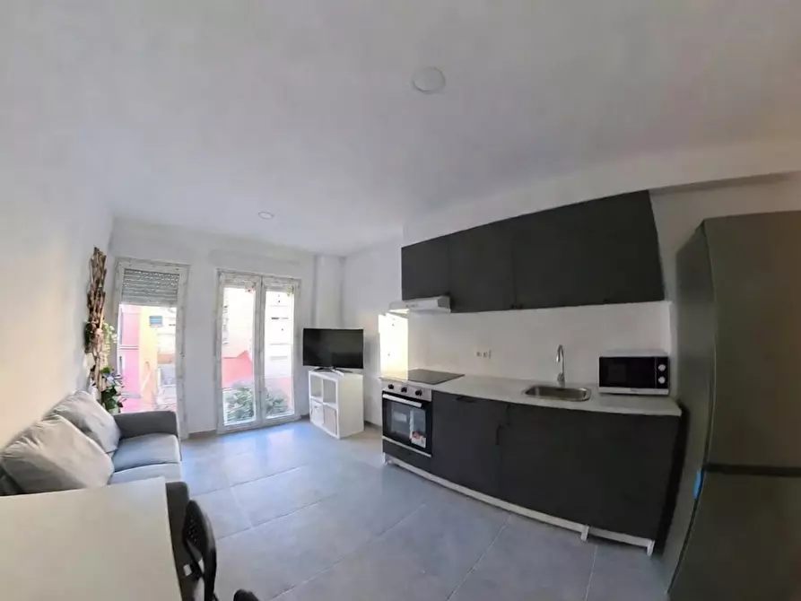 Immagine 1 di Appartamento in affitto  in Carrer de la Florista a Valencia