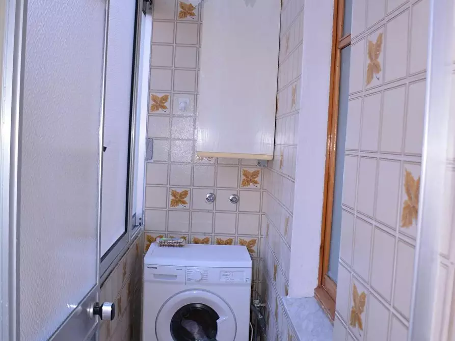 Immagine 8 di Camera in affitto  in Via Lombardia a Cagliari