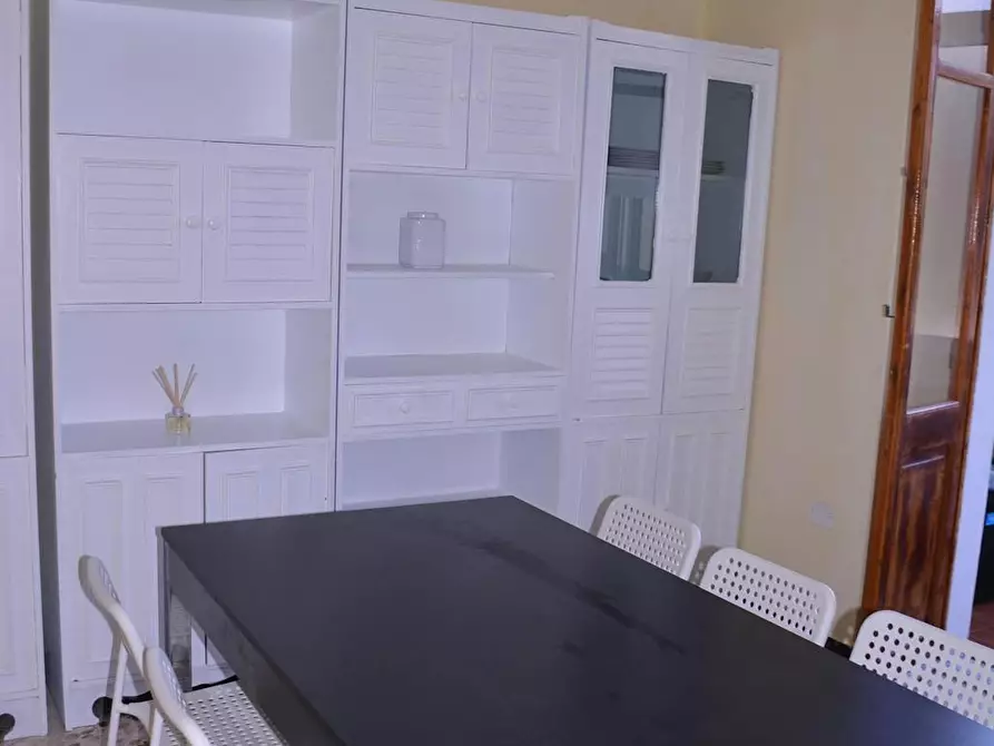 Immagine 5 di Camera in affitto  in Via Lombardia a Cagliari