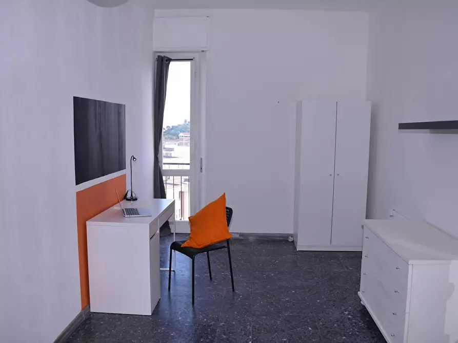 Immagine 3 di Camera in affitto  in Via Ingurtosu a Cagliari