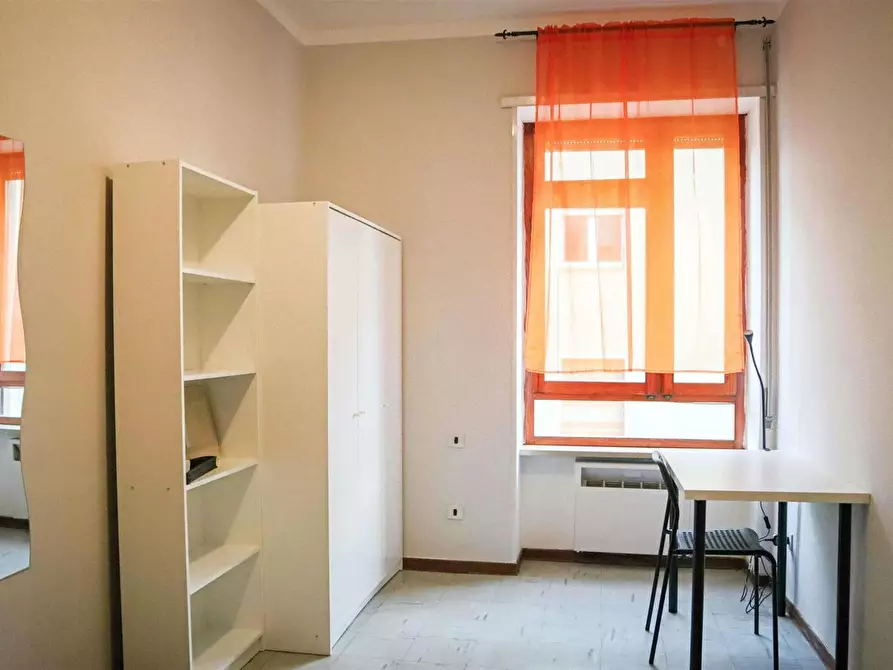 Immagine 3 di Camera in affitto  in Via Tigellio a Cagliari
