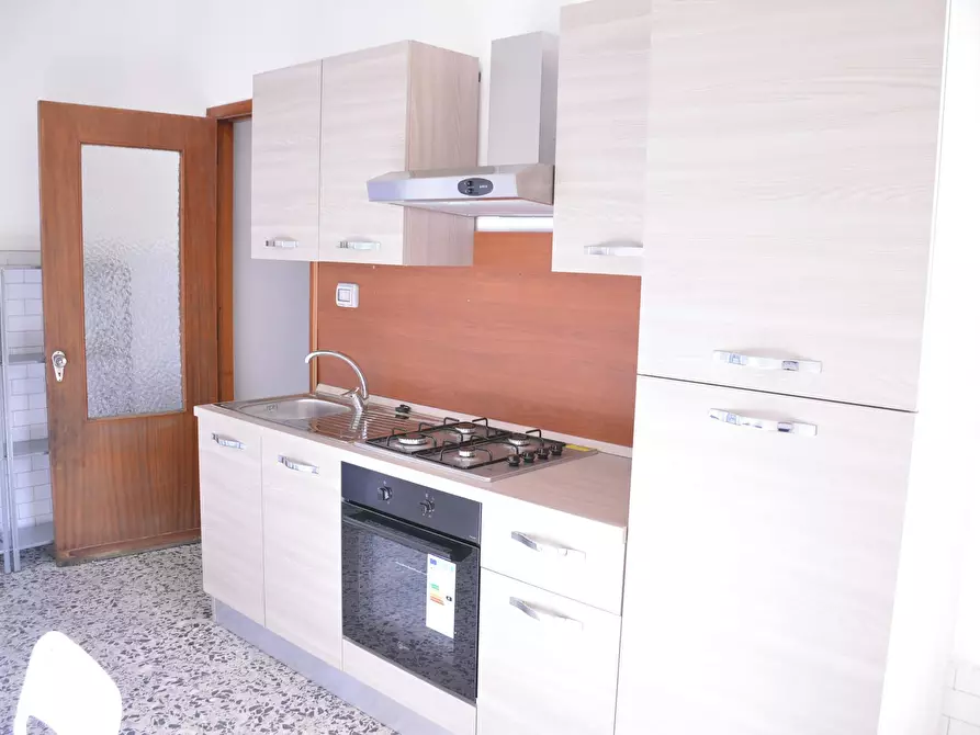 Immagine 4 di Camera in affitto  in Via Is Mirrionis a Cagliari