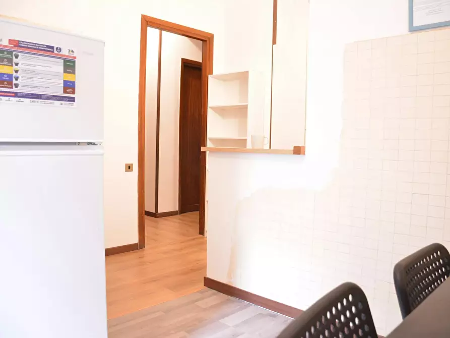 Immagine 6 di Camera in affitto  in Via Tigellio a Cagliari