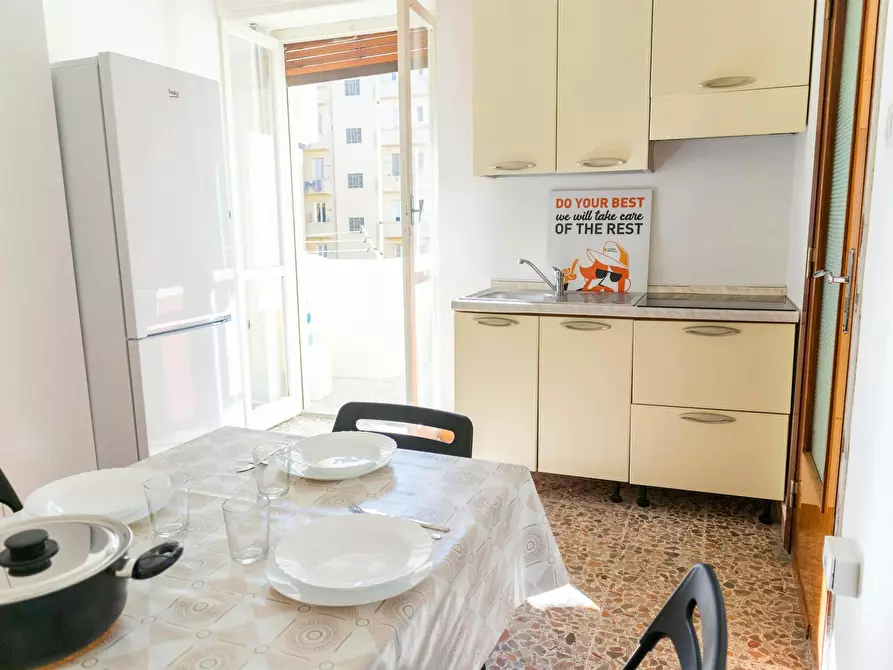 Immagine 4 di Camera in affitto  in Via Tiziano a Cagliari