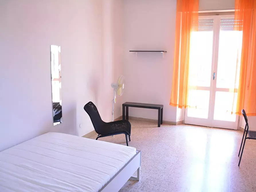 Immagine 1 di Camera in affitto  in Via Ingurtosu a Cagliari