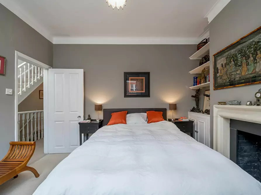 Immagine 5 di Appartamento in affitto  in Lurline Gardens a Wandsworth