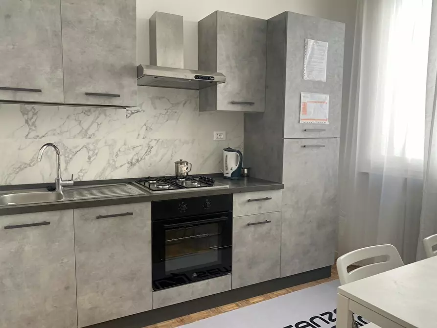 Immagine 7 di Camera in affitto  in Corso d'Augusto a Rimini
