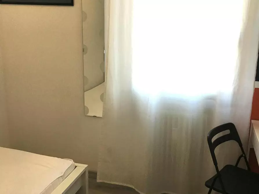 Immagine 2 di Camera in affitto  in Via Sabbioni a Rovereto