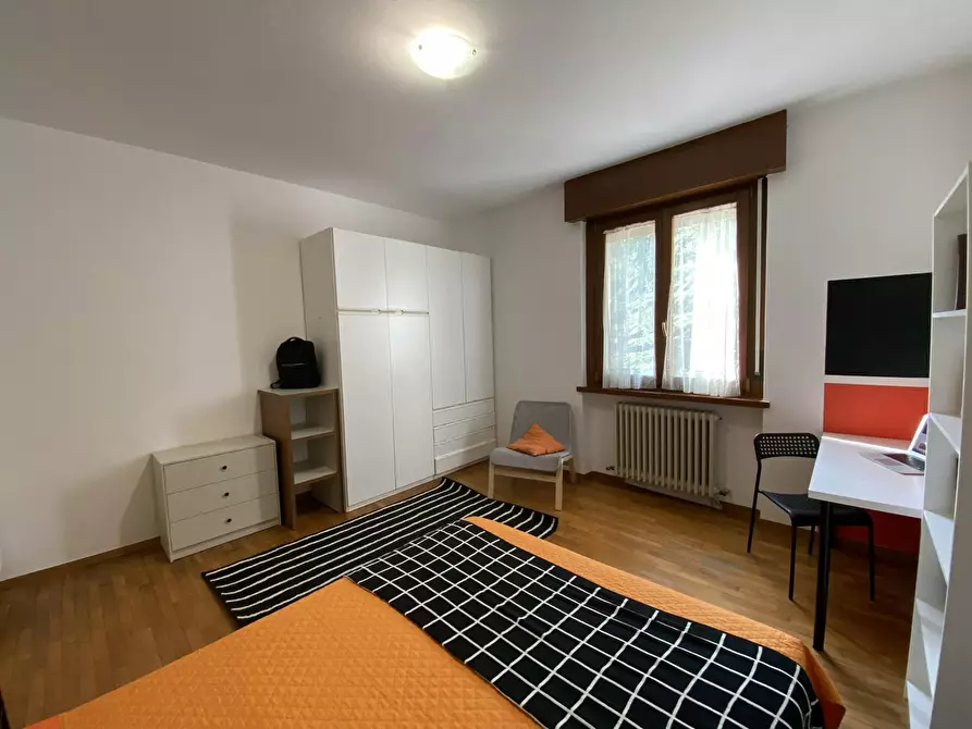 Immagine 3 di Camera in affitto  in Via Gaetano Donizetti a Rovereto