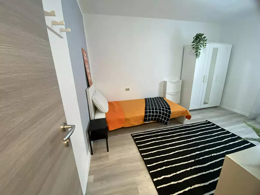 Immagine 1 di Camera in affitto  in Via Monte Maggio a Rovereto