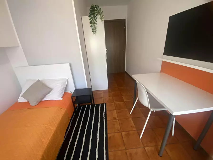 Immagine 1 di Camera in affitto  in Via Felice e Gregorio Fontana a Rovereto