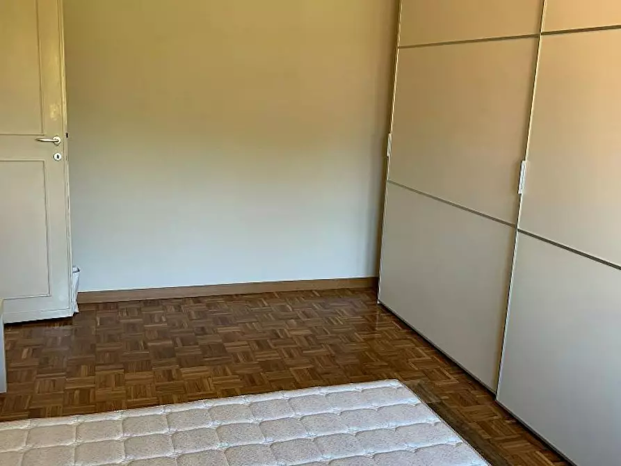 Immagine 1 di Camera in affitto  in Via Pian di Sco a Roma