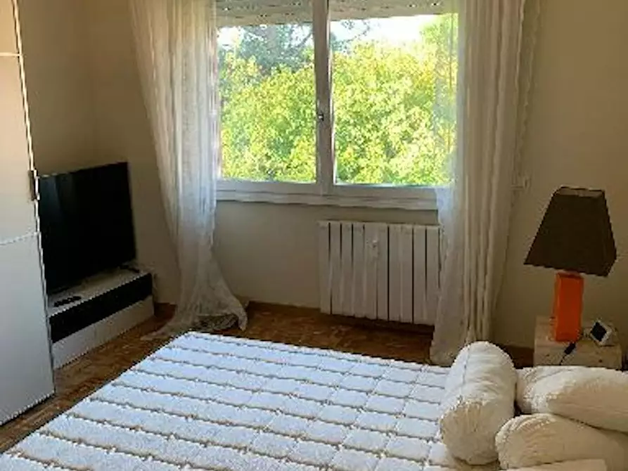 Immagine 4 di Camera in affitto  in Via Pian di Sco a Roma