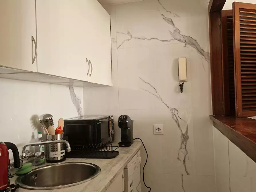 Immagine 7 di Appartamento in affitto  in Avenida del General Perón a Madrid
