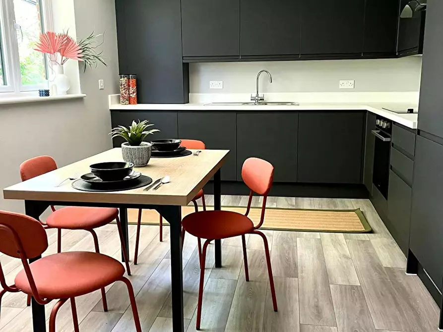 Immagine 5 di Appartamento in affitto  in Park Close a Brighton