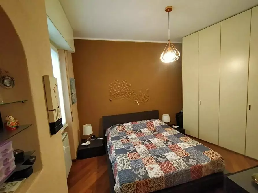 Immagine 4 di Appartamento in affitto  in Via Giambellino a Milano