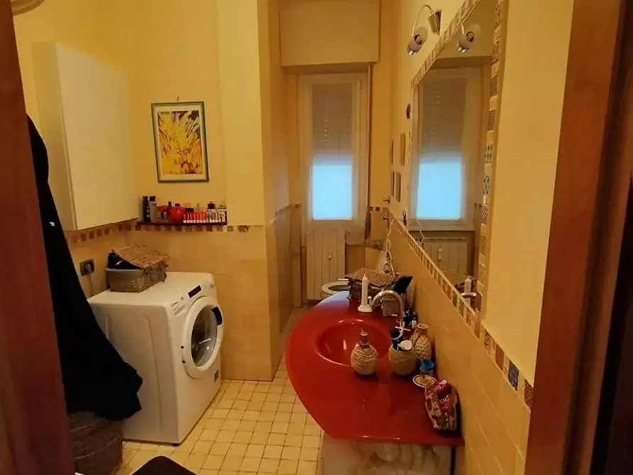 Immagine 7 di Appartamento in affitto  in Via Giambellino a Milano