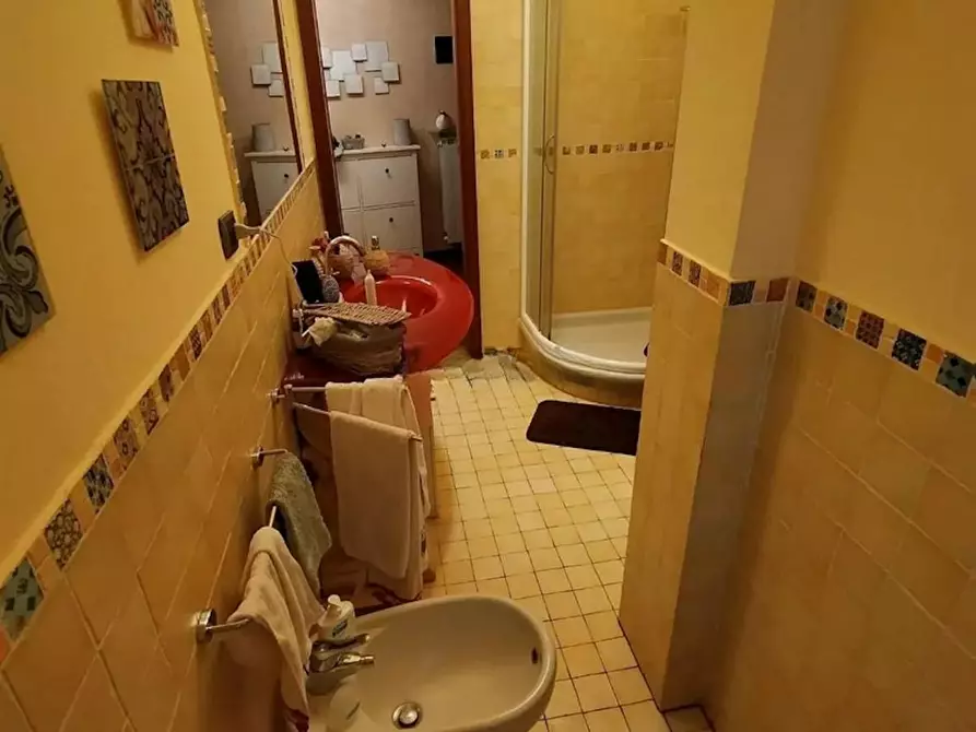 Immagine 6 di Appartamento in affitto  in Via Giambellino a Milano