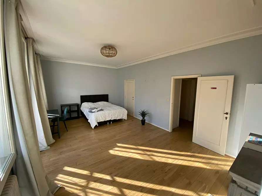 Immagine 2 di Camera in affitto  in Avenue Hansen-Soulie a Etterbeek