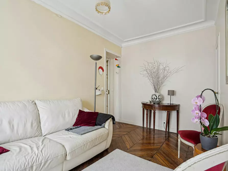 Immagine 2 di Appartamento in affitto  in Avenue Bosquet a Paris 07