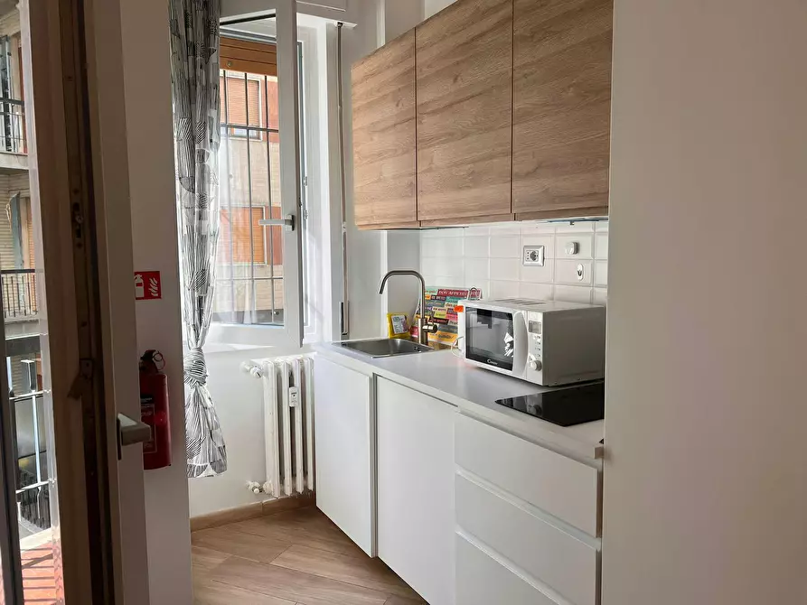 Immagine 7 di Appartamento in affitto  in Via Guido Guinizelli a Milano