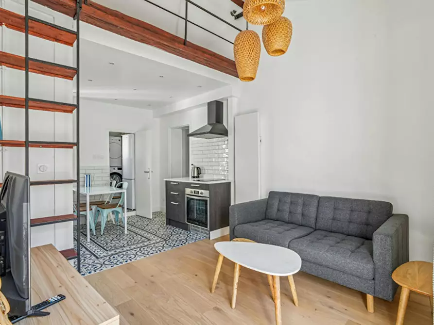 Immagine 10 di Appartamento in affitto  in Rue Quincampoix a Paris