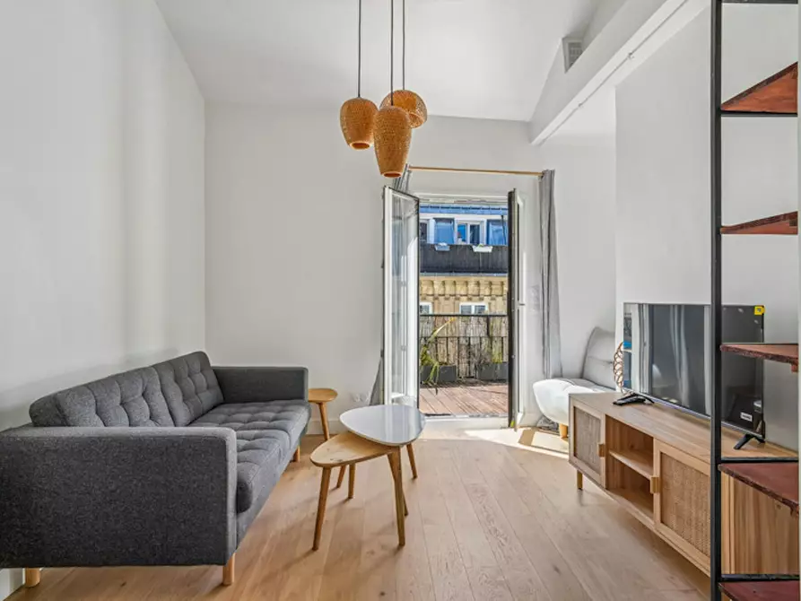 Immagine 1 di Appartamento in affitto  in Rue Quincampoix a Paris
