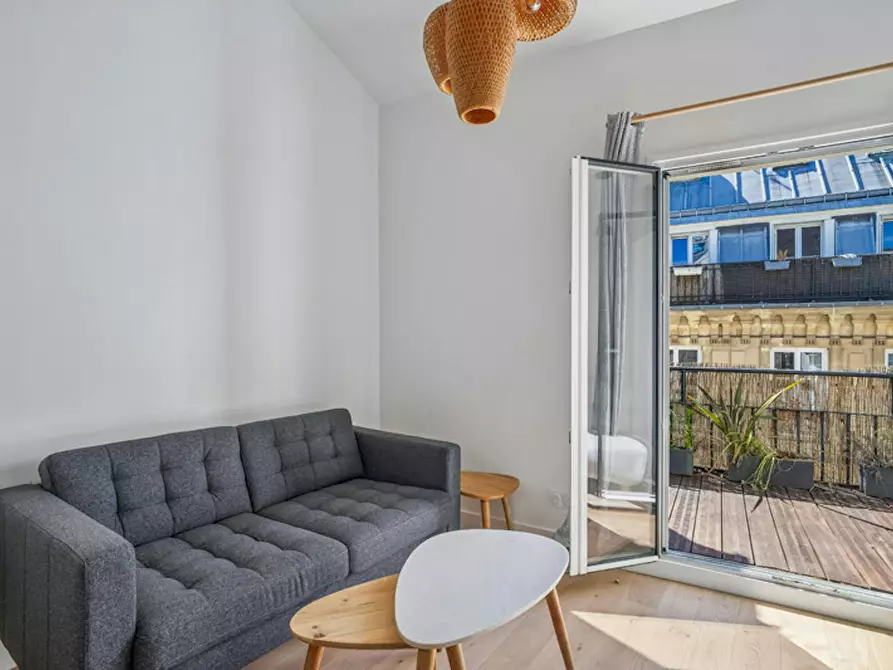 Immagine 9 di Appartamento in affitto  in Rue Quincampoix a Paris
