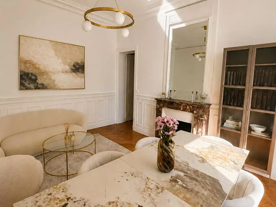 Immagine 2 di Appartamento in affitto  in Rue Rigaud a Neuilly-sur-Seine