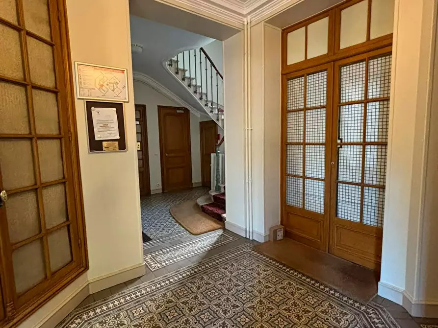 Immagine 8 di Appartamento in affitto  in Rue Rigaud a Neuilly-sur-Seine