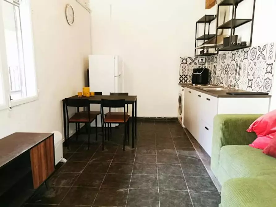 Immagine 4 di Camera in affitto  in Corso Canalchiaro a Modena