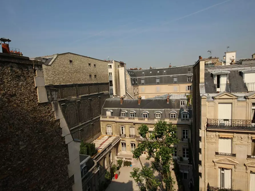Immagine 4 di Appartamento in affitto  in Rue de la Faisanderie a Paris 16