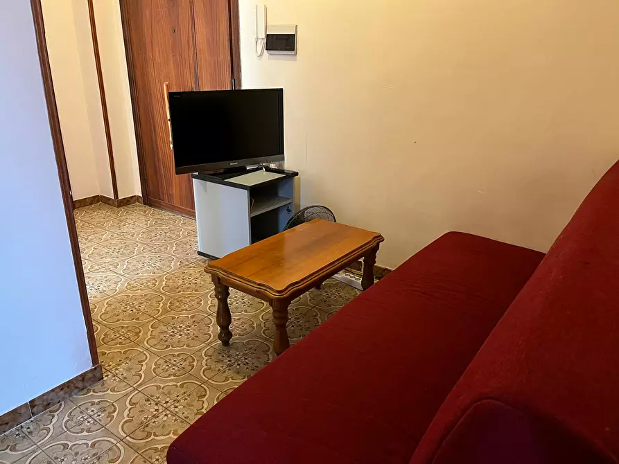 Immagine 5 di Appartamento in affitto  in Via Mergozzo a Roma