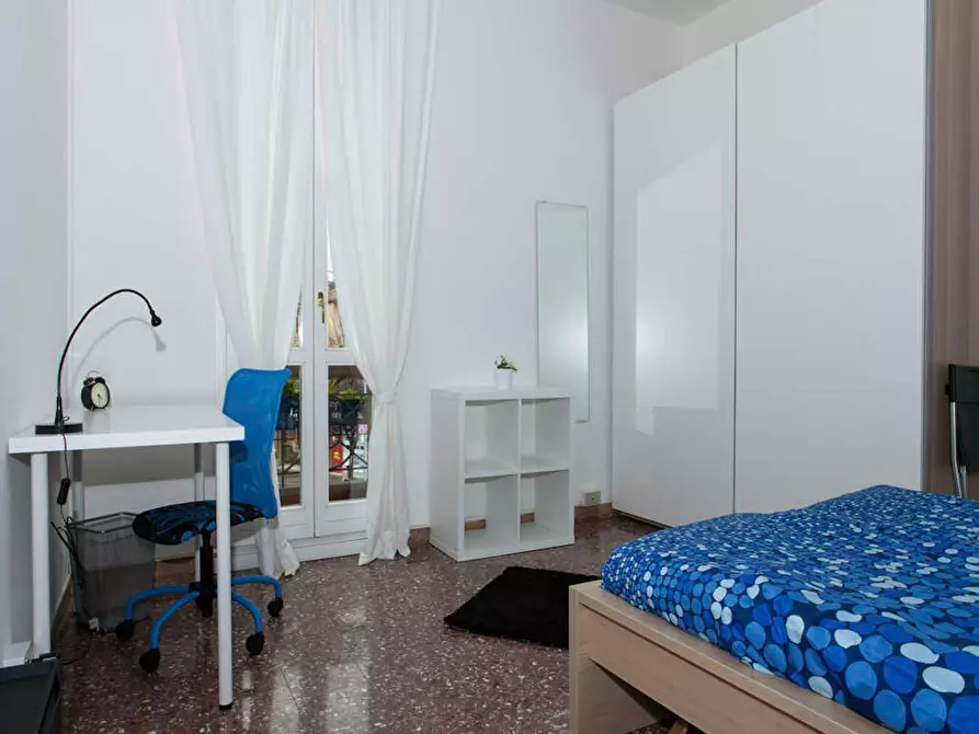 Immagine 3 di Camera in affitto  in Via Pelagio Palagi a Bologna