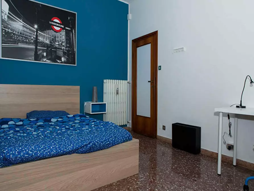 Immagine 6 di Camera in affitto  in Via Pelagio Palagi a Bologna