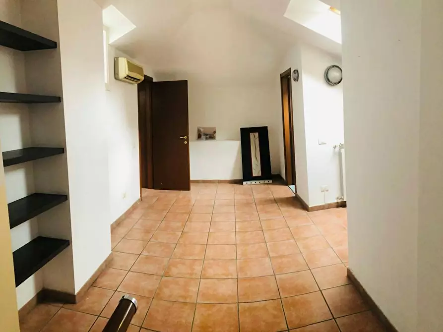 Immagine 10 di Appartamento in affitto  in Via Ascanio Sforza a Milano